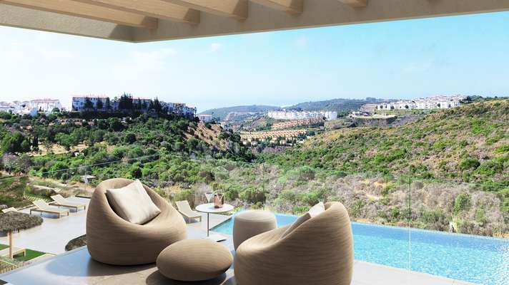 Kristina Views Manilva