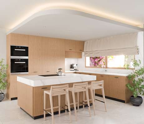 Kristina Views Manilva