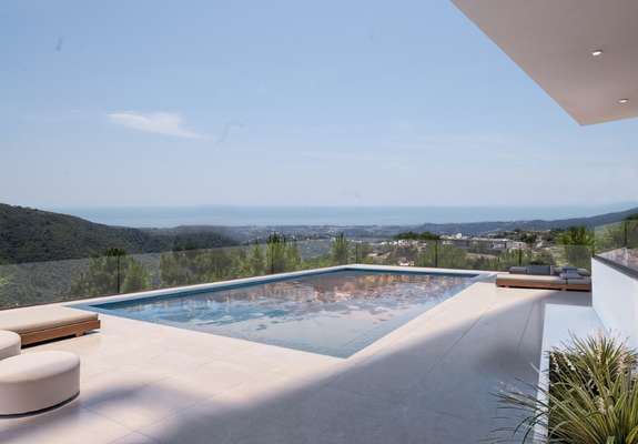 VILLA LYRA