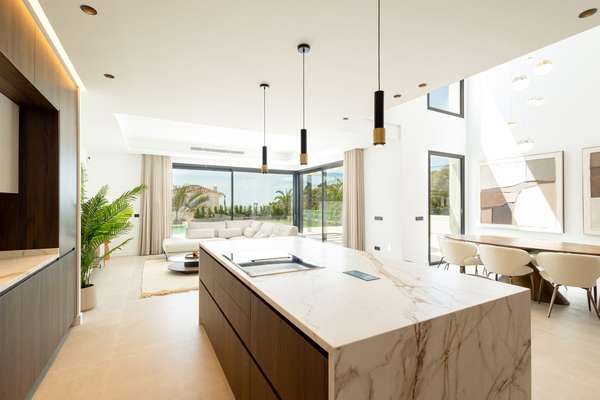Higueron Hills Collection