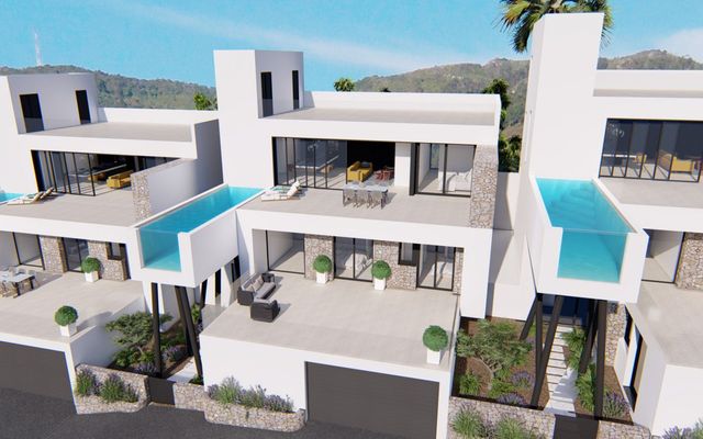 Oceanic Luxury Villas