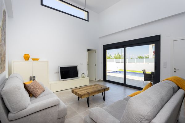 Nueva Daya Villas