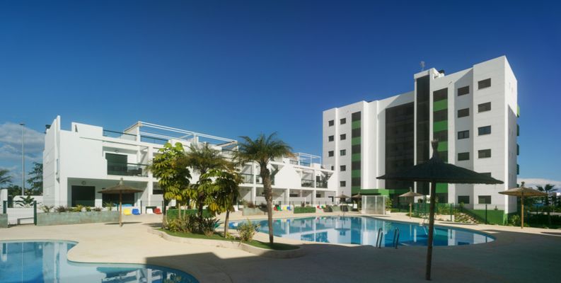 Residencial Lago Varese – Apartments