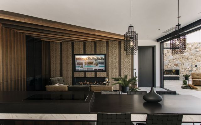 Oceanic Luxury Villas