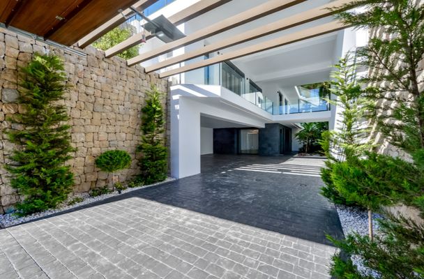 Villa Roma 15