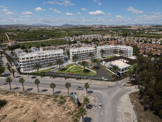 Oasis Garden El Raso