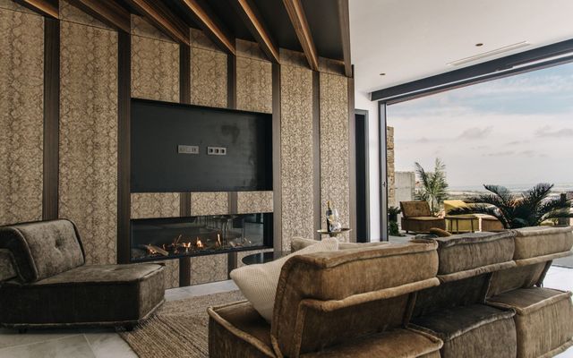 Oceanic Luxury Villas