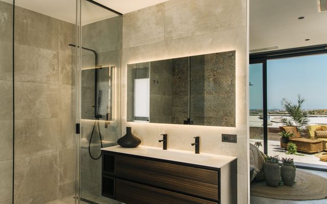 Oceanic Luxury Villas
